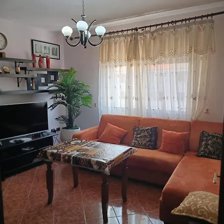 Ermal's House Apartamento Fier